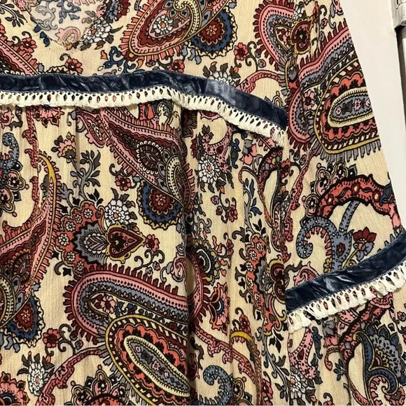 Ivy Jane long sleeve paisley blouse size L - Picture 3 of 7